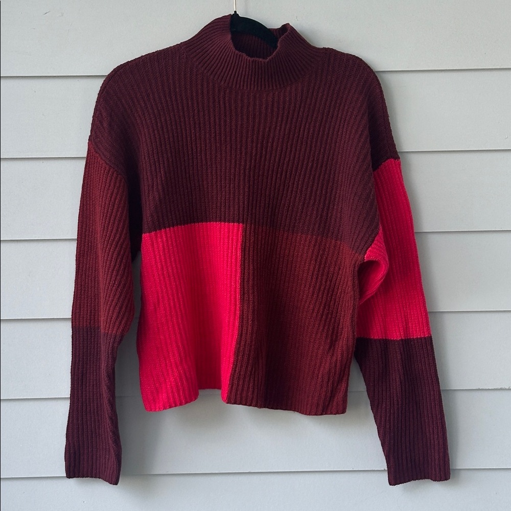 ☀️BOGO Item BP Maroon and Pink Colorblock Funnel Neck Sweater☀️